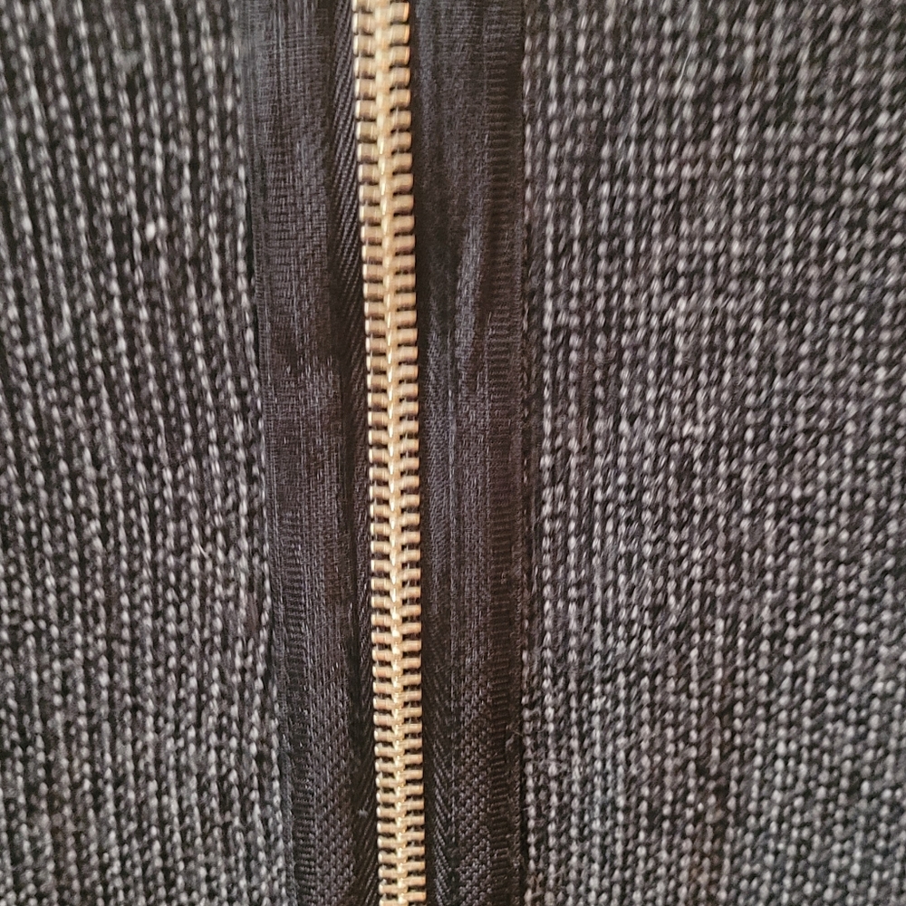 Pullover Sweater With Back Functional Zipper Dtail - image 5